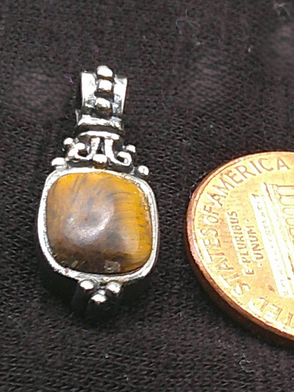 Vintage Agate Pendant in Sterling Silver Pendant